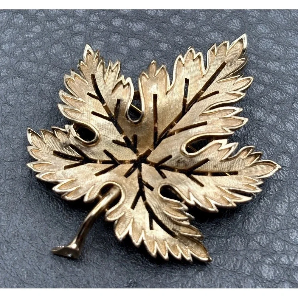 Crown Trifari Maple Leaf Brooch Brushed Gold Tone Vintage Designer Pin